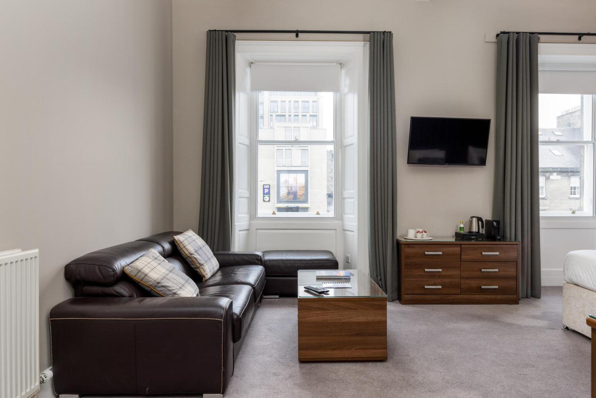 28 York Place Hotel Edinburgh Room photo